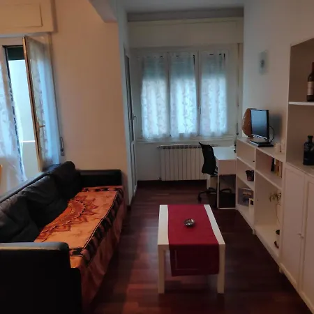 Bilocale Con Balcone Genoa