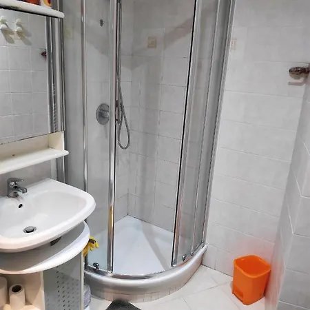 Apartment Bilocale Con Balcone Genoa