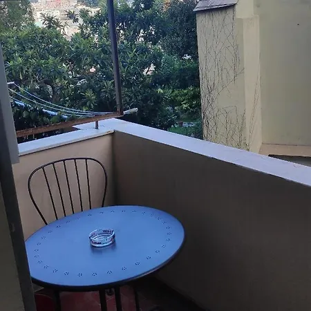 Bilocale Con Balcone