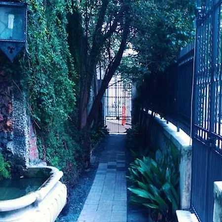 Apartment Bilocale Con Balcone Genoa